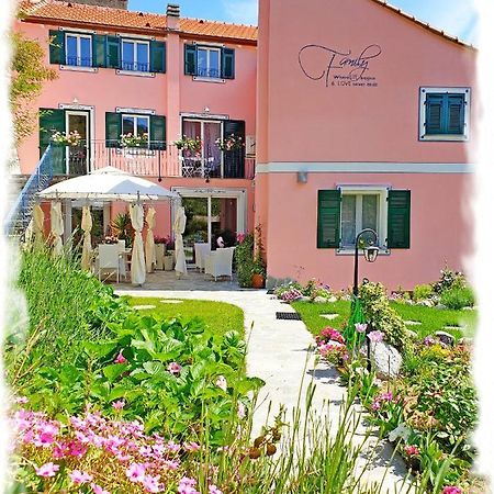 Casa Vacanze Family Albisola Superiore Exteriér fotografie