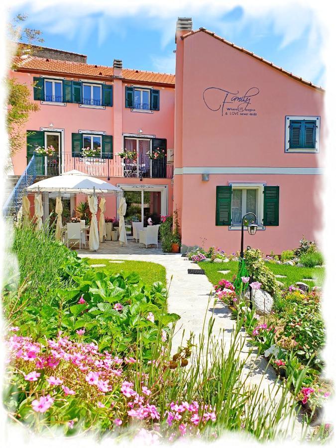 Casa Vacanze Family Albisola Superiore Exteriér fotografie